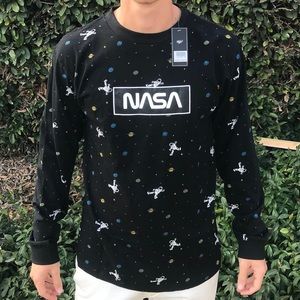 Black NASA Long Sleeved T-Shirt Size Medium